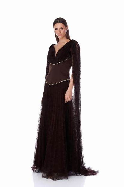 Kahverengi Dantel Pelerinli Abiye Elbise